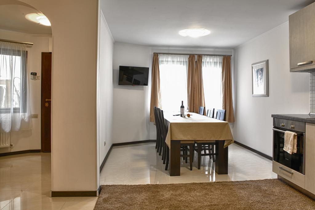 Pepi Guest House Veliko Tarnovo Værelse billede